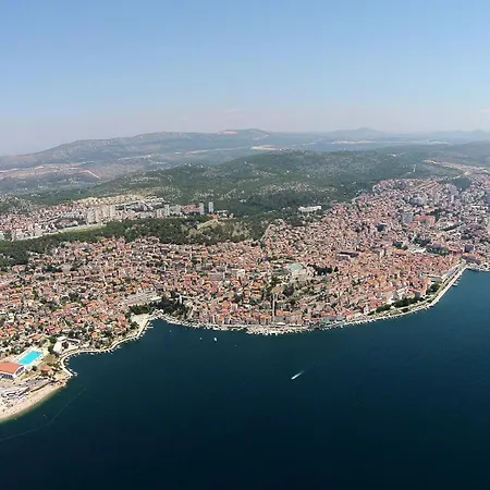 Lägenhet With Parking Spaces - 24136 *