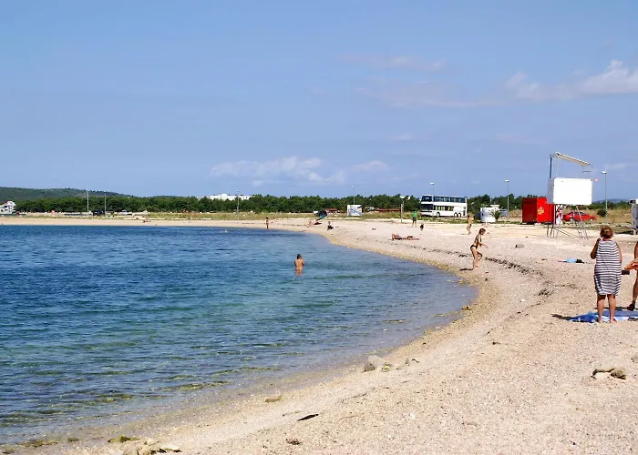 Apartman With Parking Spaces - 24136 Sibenik